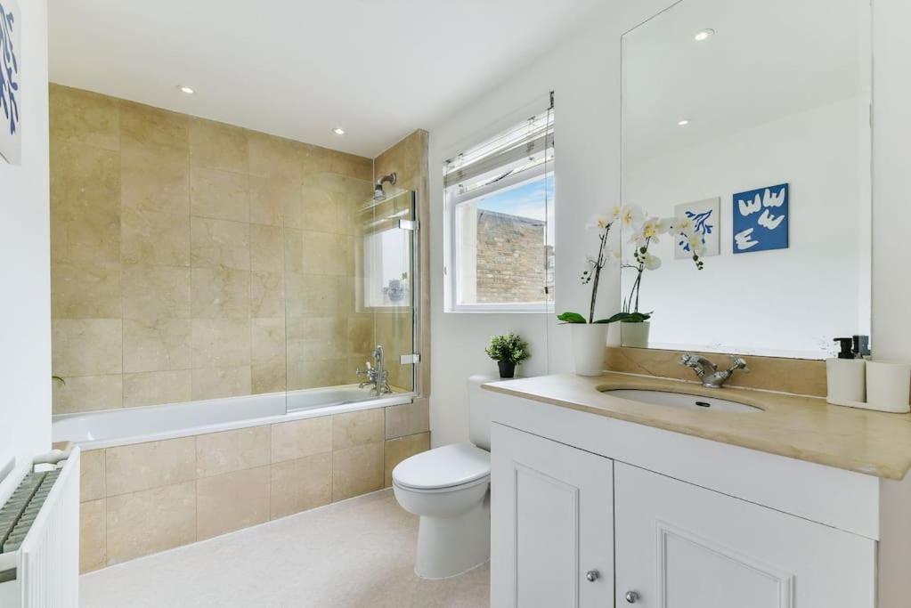 Knightsbridge Stylish Two Bedroom Apartment London Exterior photo